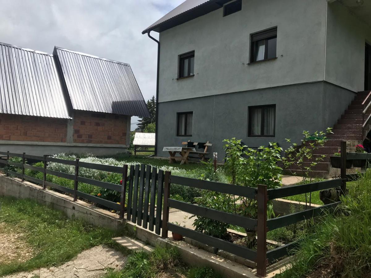 Underwoods Zabljak Guesthouse Esterno foto